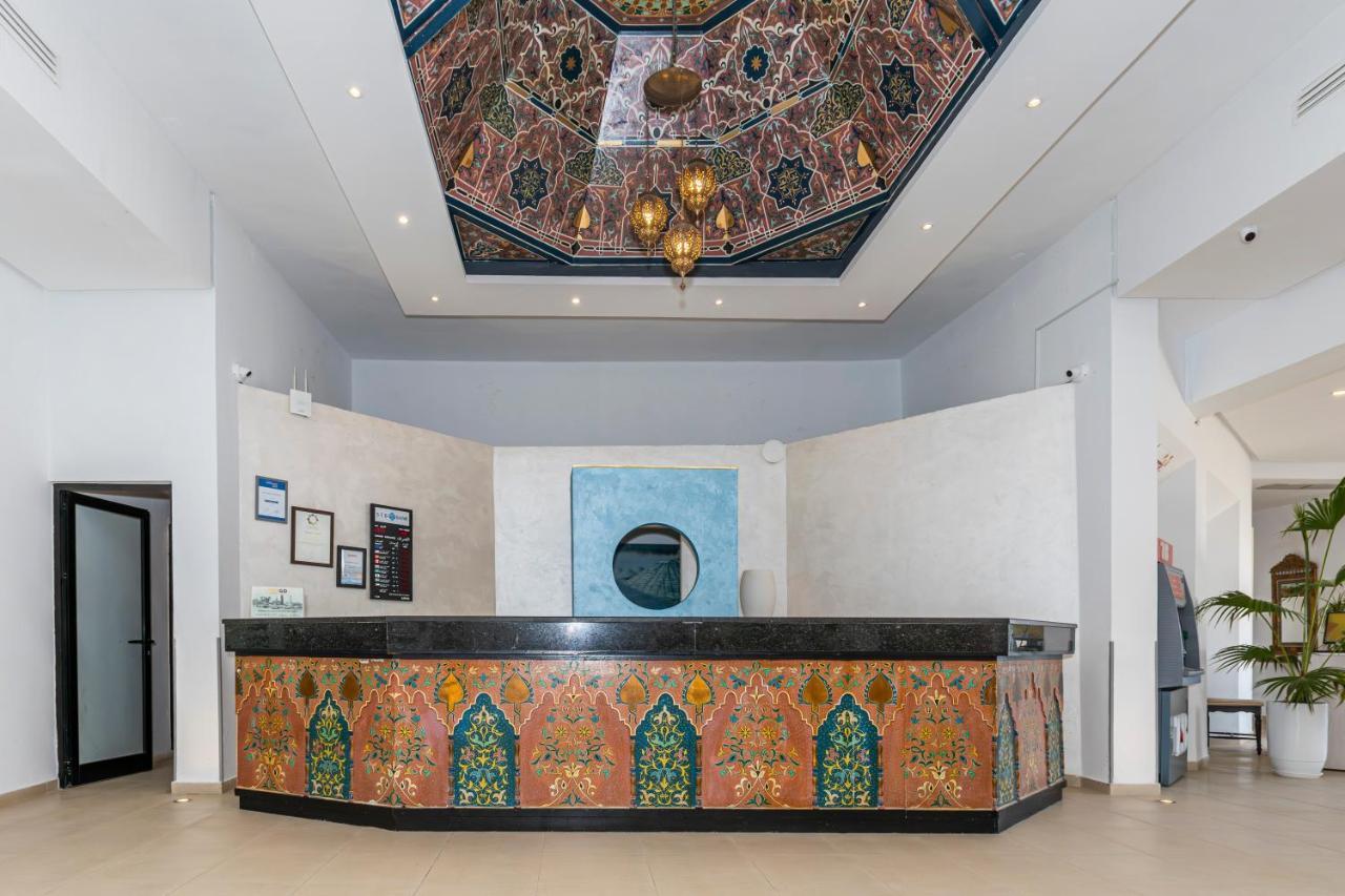 Miramar Petit Palais Hotel Midoun Bagian luar foto