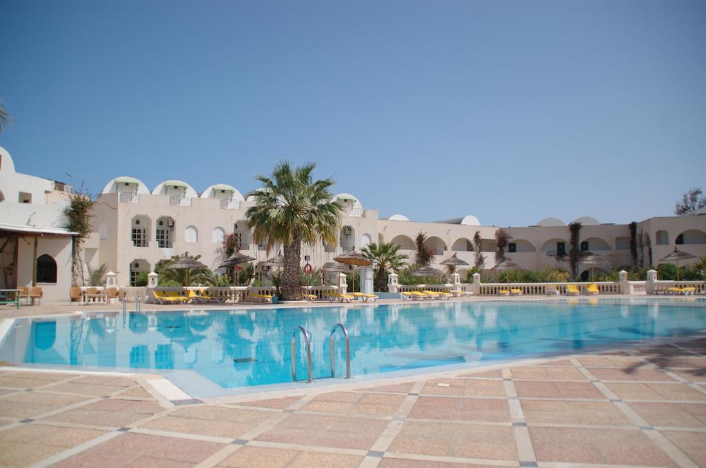 Miramar Petit Palais Hotel Midoun Bagian luar foto